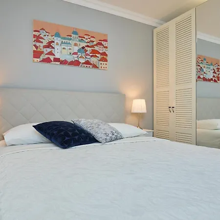 Hedera Estate, Hedera A3 *