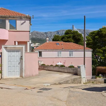 Hedera Estate, Hedera A3 *